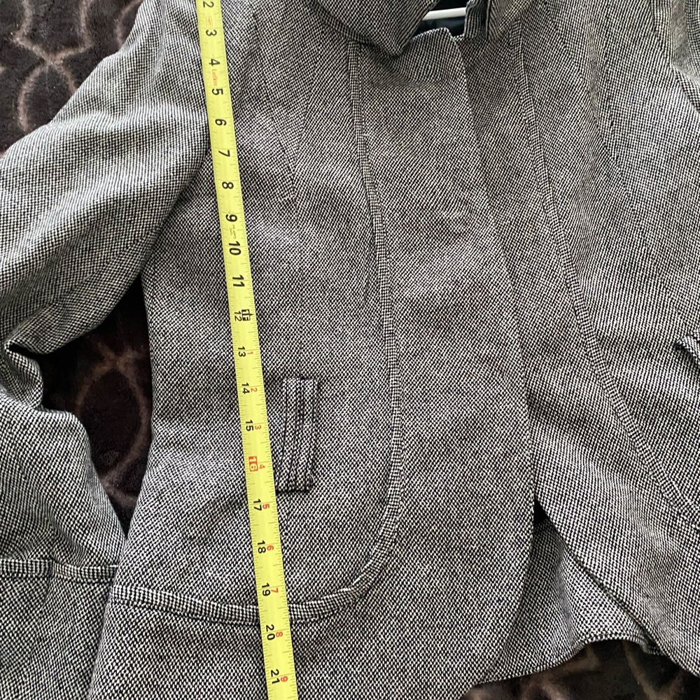 Zara Gray Belted Blazer - Picture 7 of 16